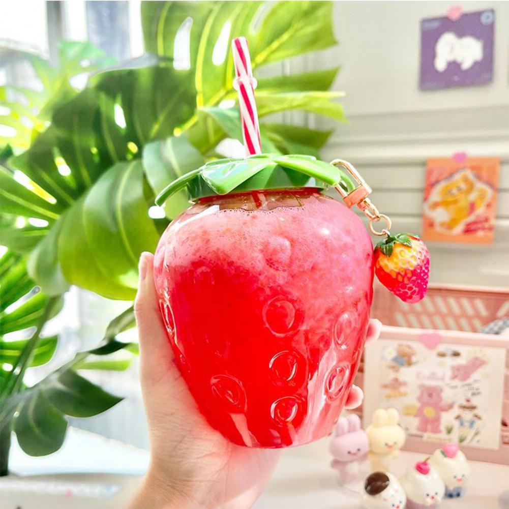 Cute Strawberry shape Water Bottle Cup with straw 500ml Straw Cup Milk Water Drinking Cup Juice tumbler Cup Straw Mug Drinkware