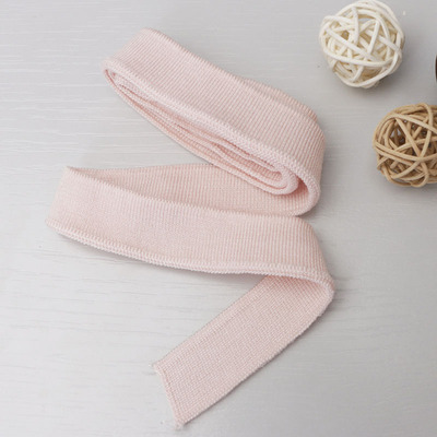 2cm brede, ensfargede, myke, ribbede t-hals i mercerisert bomull, korte mansjetter, elastisk, trådet kant: Antikk kobber