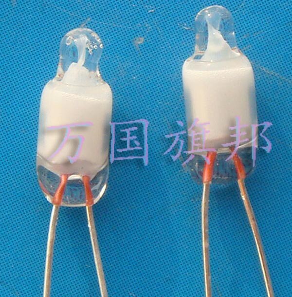 . Neon neon bulb warning light green, green light is 4 * 10 mm 10 only 3 yuan