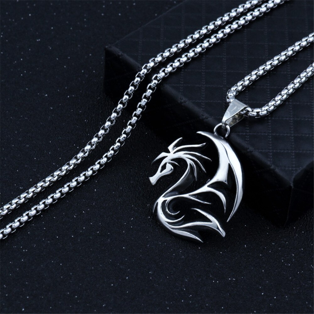 Vlam Flying Dragon Hanger Europese En Amerikaanse Dominante Mannen Ketting Titanium Staal Legering Zodiac Retro Hanger Ketting
