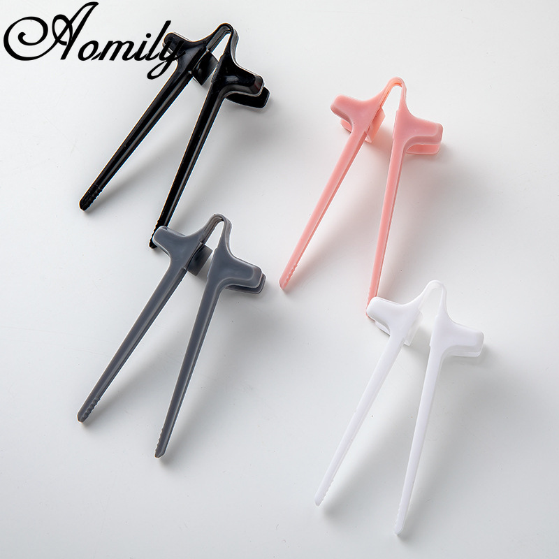 Reusable Finger Lazy Chopsticks Clip for Eatin Snacks Prevent Dirty Hands Finger Ring Chopsticks for Playing Computer Phone Game