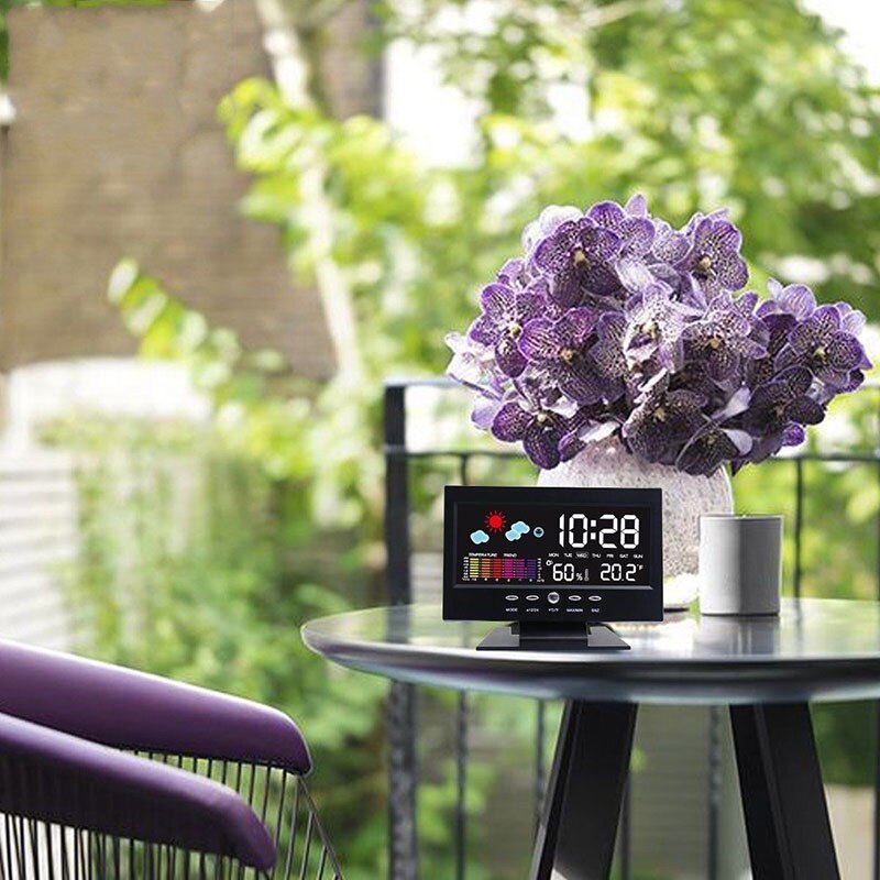 Digital Sound Sensor Light Up Clock with LCD and Display Calendar Temperature Alarm GR5