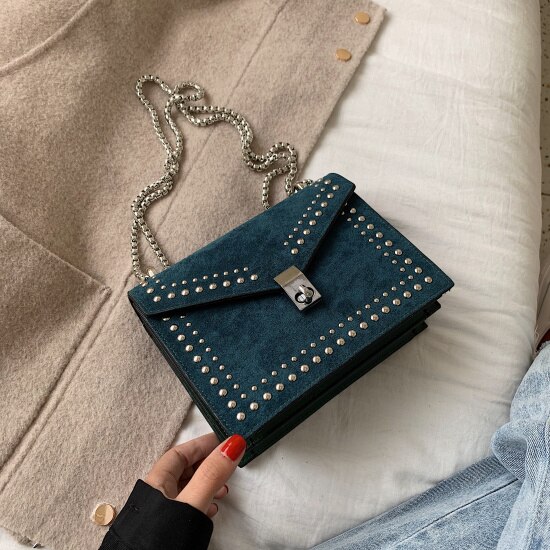 Kleine leren schoudertassen voor dames met ketting en klinknagelsluiting, crossbodytas voor dames, mini-reistassen