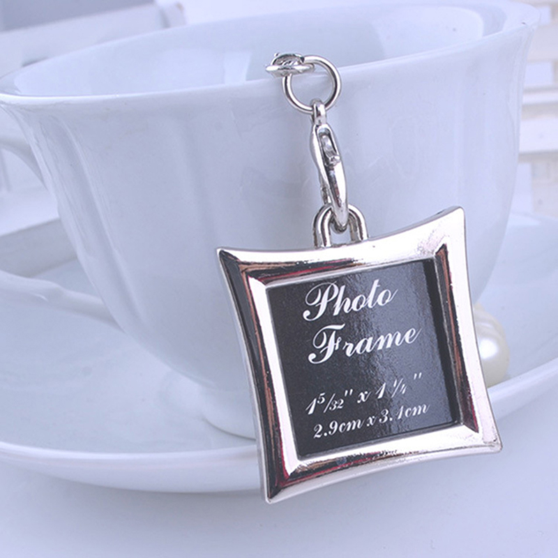Photo Keychain Mini Metal Alloy Photo Frame Keychain Clear Picture Insert Blank Keyrings Christmas Tree Decor Photo Frame