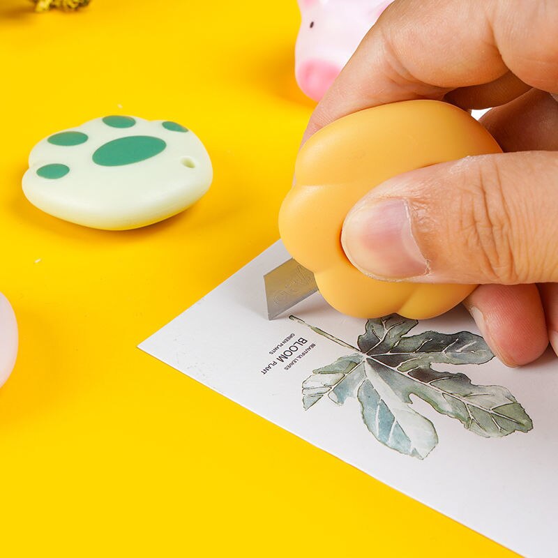 Cuchillo pequeño con forma de Pata de Gato, abridor de paquetes, papelería para estudiantes, suministros escolares