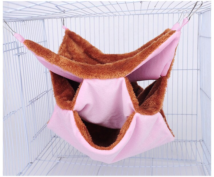 Peluche labirinto a tre livelli di cricchetto per animali domestici mantenere caldo appeso criceto sacco a pelo strumento gatto cricchetto: Colore rosa