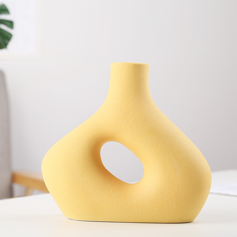 Nordisk keramik vase frostet blomsterbeholder moderne kunst stue boligindretning kontor interiør haveindretning tilbehør: Gul vase
