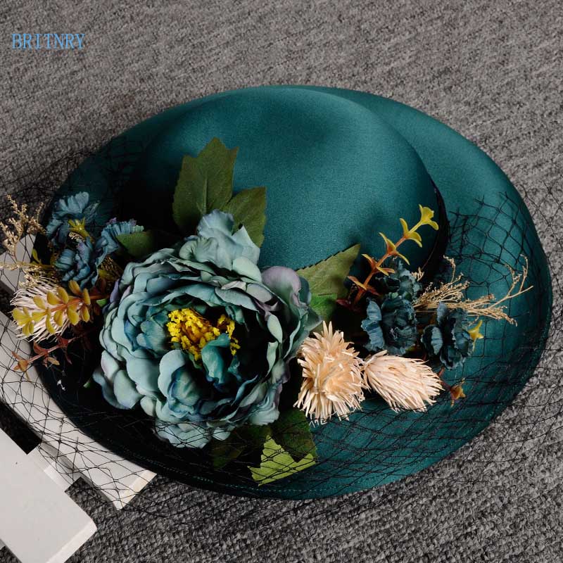 Britnry bröllopshatt blommor grön brudhatt med slöja