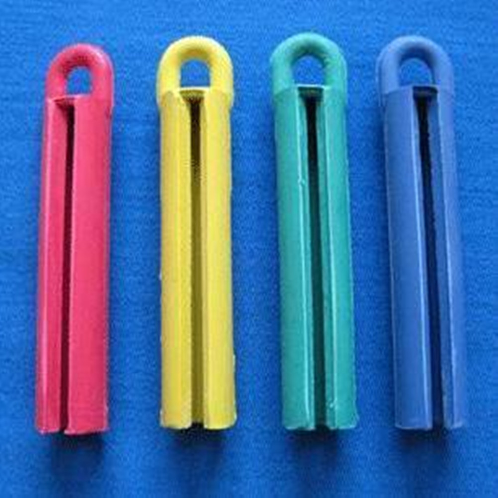 1pcs rubber billiard cue hangers boom snooker billiards cue hanger pool cue holder boom equipment rack rod tool accessory: Default Title