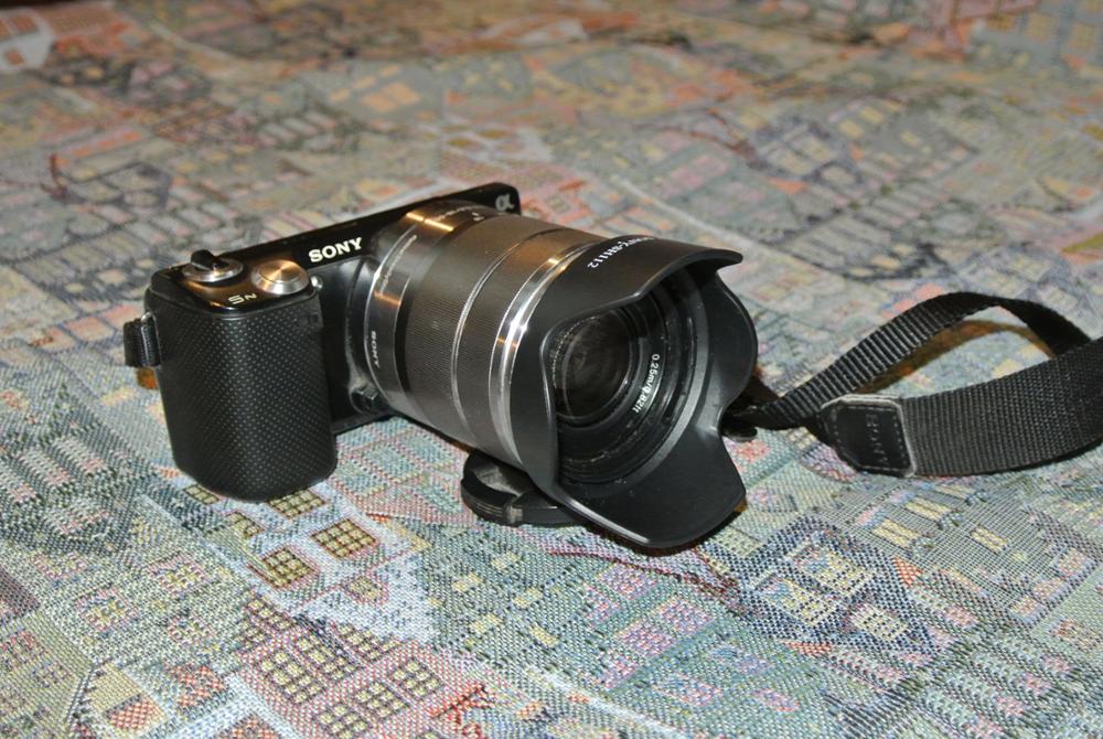 Camera Zonnekap Bajonet ALC-SH112 Past voor Sony NEX3 NEX5 E-mount 18-55mm f/3.5 -5.6 OSS (SEL1855) 49mm Filter Lens