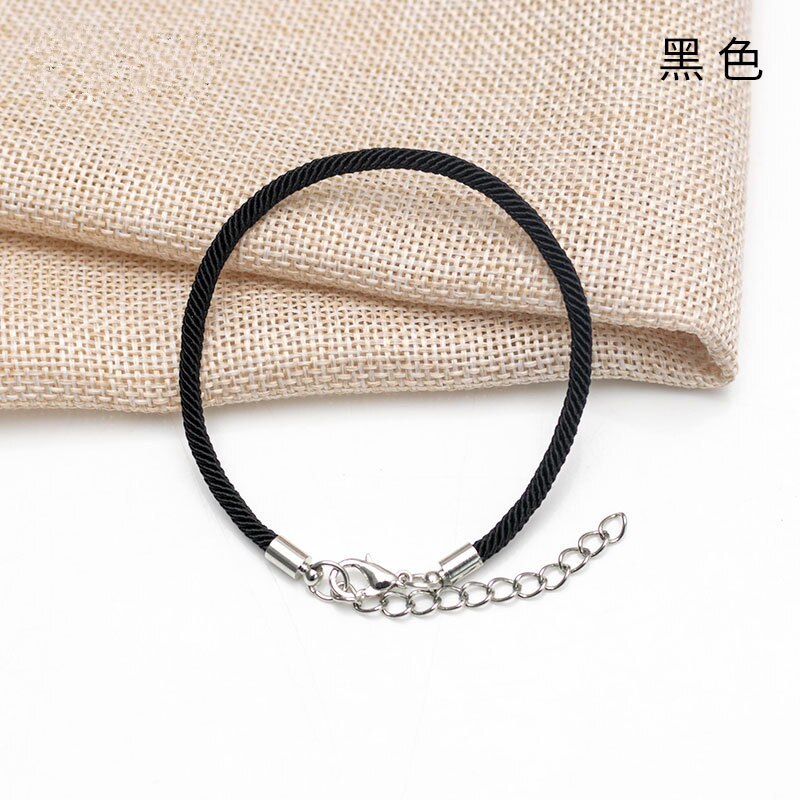 offre spéciale 1 pc Rouge Fil Chaîne Bracelet Chanceux Rouge Noir Corde À La Main Bracelet Pour Femmes Hommes Bijoux Amant couple: black