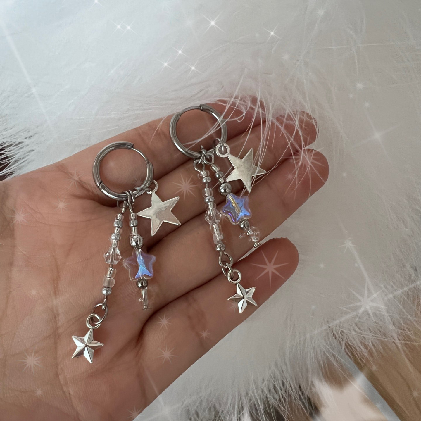 Pendientes irregulares con forma de Pin para mujer, aretes de amor de circonia, de joyas de asimétrico de cien Metal, novedad de 2023: Verde Dragonly