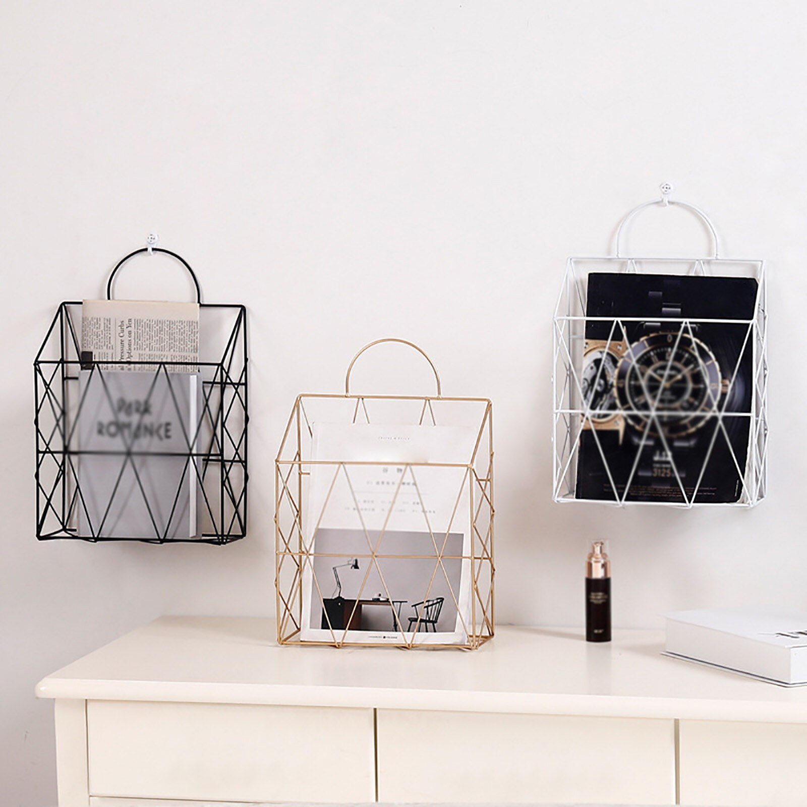 Modern Metal Wall-mounted Grid Hanging Rack Newspaper Magazine File Iron Storage Basket Office Home Suppies
