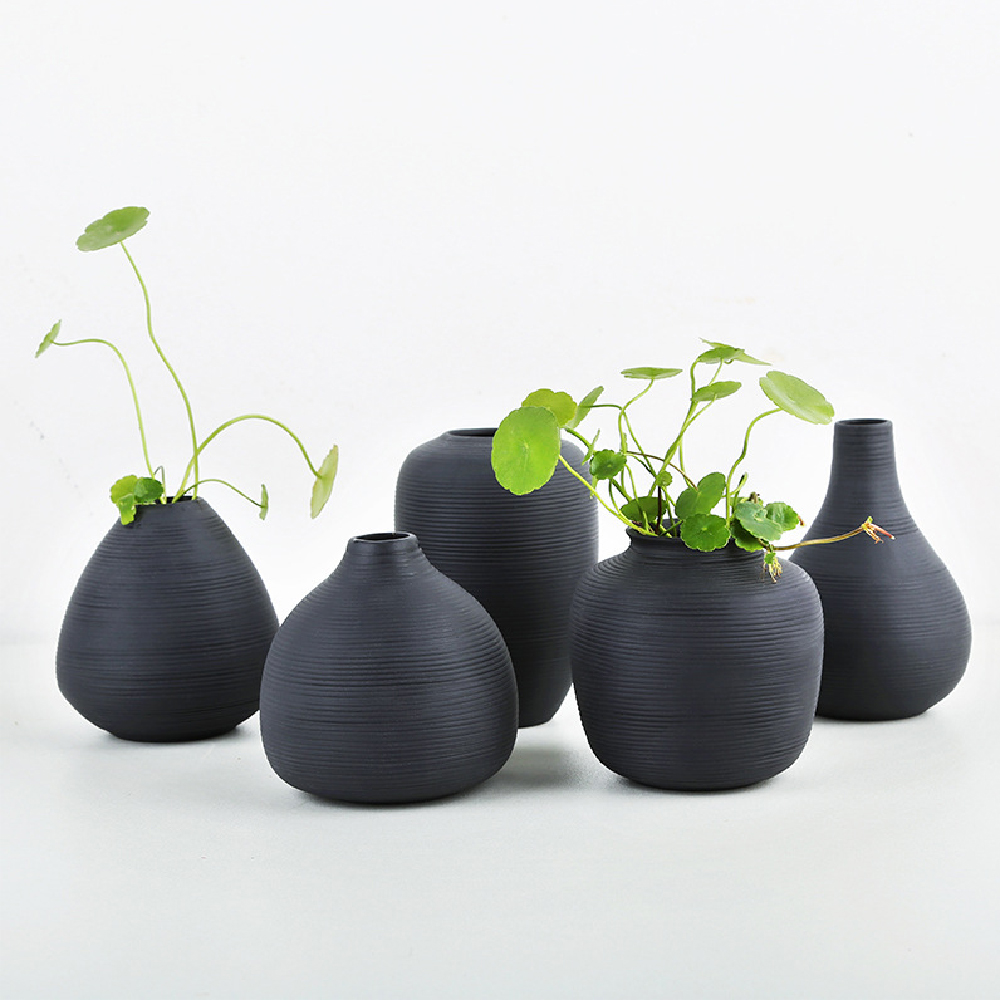 Malé keramické vázy, jednoduché bytové dekorácie, dekorácie do obývačky, kvetináče na suché kvety, ručné práce, hydroponické vázy