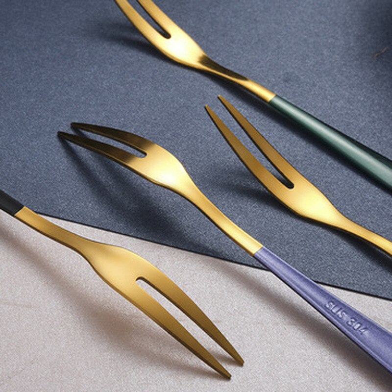 5 Pcs Fruit Fork Luxury Stainless Steel Gold Cake Dessert Forks Lovely Mini Fork Used For Cake in Party Snail Fork Restaurant