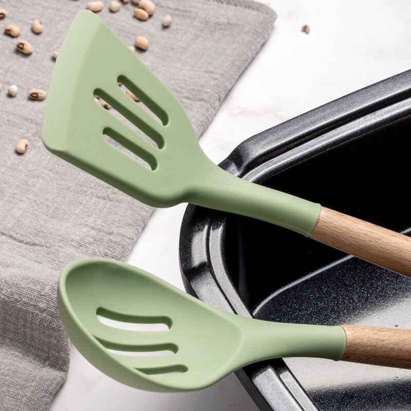 Avocado Green Silicone Utensils Cooking Kitchenware Tool Set With Wooden Handle Non-Stick Spatula Ladle Egg Beaters Shovel