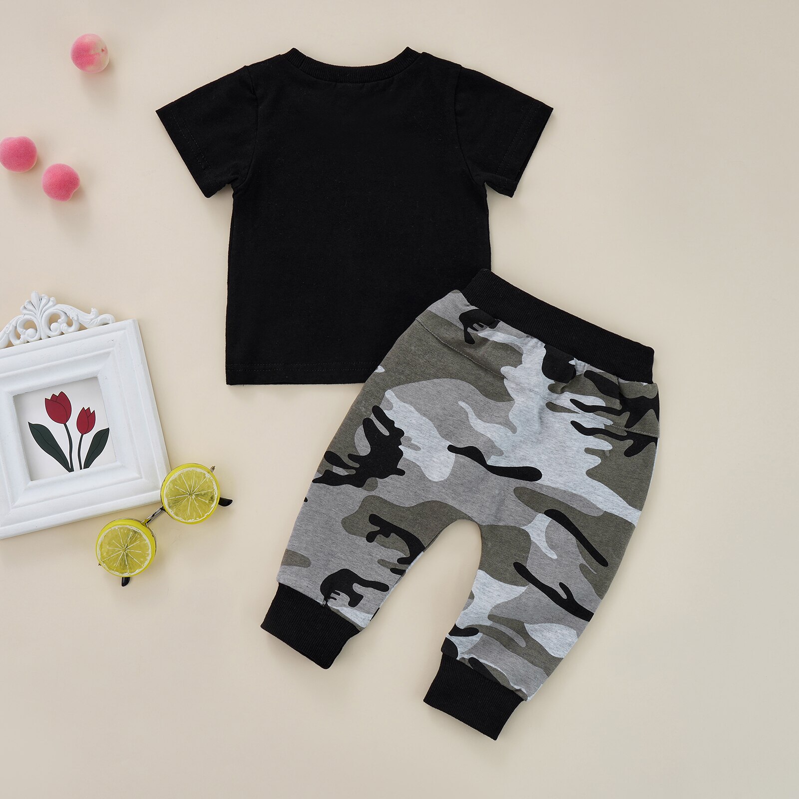 2- teiliges freizeitoutfit für kleine jungen, herbst-einstellen für kleinkinder: kurzarm-oben mit rundhalsausschnitt und buchstabenprint + lange Schlauch Ich bin Tarnung-suchen (3m-3ter- Pack)