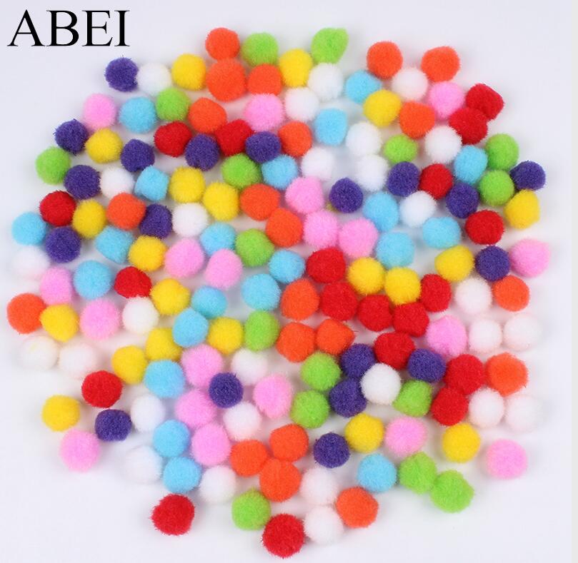 100 stks/partij Mix Kleuren Pompom DIY Handgemaakte Craft Furball Zachte Pluizige Pom pom ballen voor Wedding party Scrapbooking Woondecoratie: 15mm