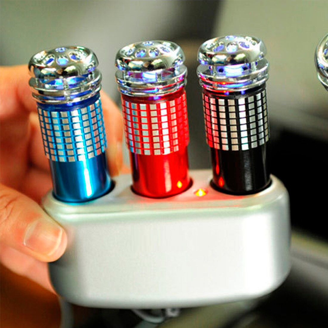 Vehicle Air Purifier Mini Auto Car Fresh Air anion Ionic Purifier 12V Air freshener Oxygen Bar Ozone Ionizer Cleaner Car Air Pur