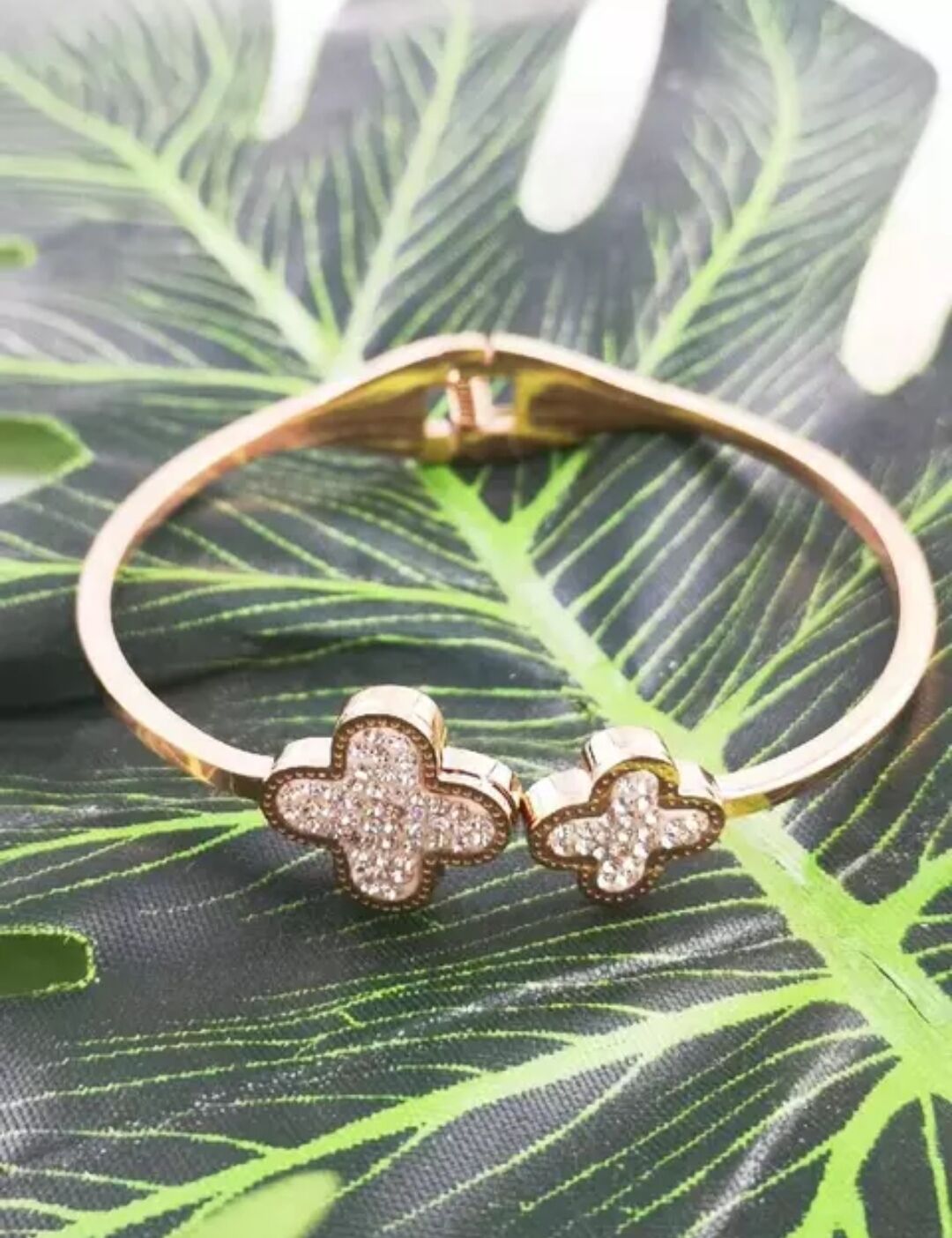 Brazalete de acero para mujer de lujo de marcas clásicas europeas y americanas de trébol de cuatro hojas: Oro rosa de Color