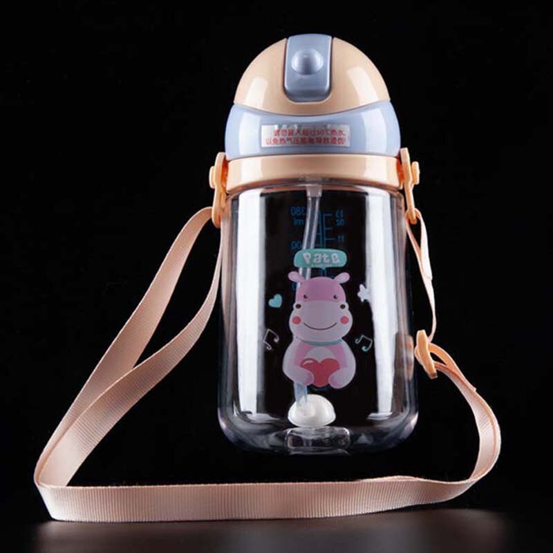 Babybekers duurzame draagbare kinderbeker met rietje waterfles met touw pasgeboren drinkbeker waterkoker voor baby's: Beige