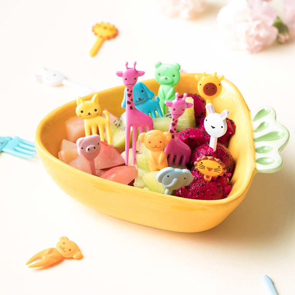 Animal Farm Fruit Fork Mini Cartoon Children Snack Cake Dessert Food Fruit Pick Toothpick Bento Lunches Party Decor Random Color