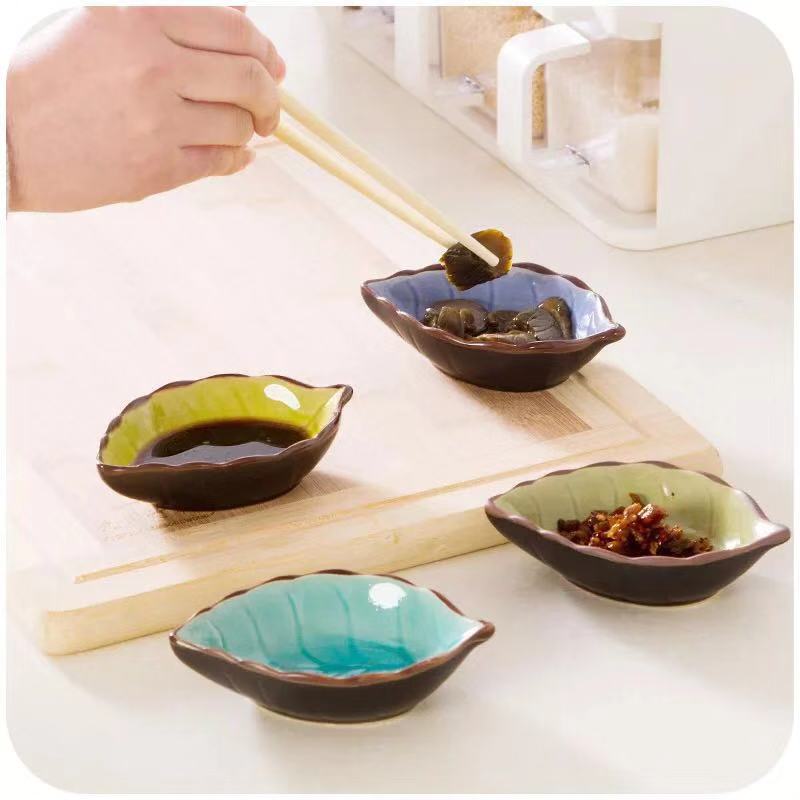 Japansk servise keramisk saus fett blad kjøkken krydder liten tallerken mini is sprekk glasur matbit tallerkener