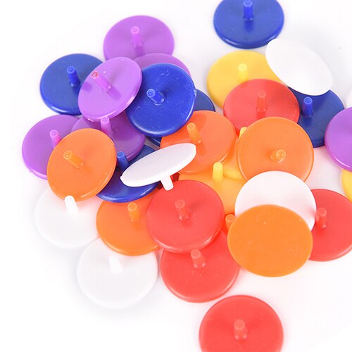 Kleurrijke 50 stuks 24mm verschillende kleuren diameter golfbal maker basis accessoires golf marker willekeurige kleur plastic positie markers