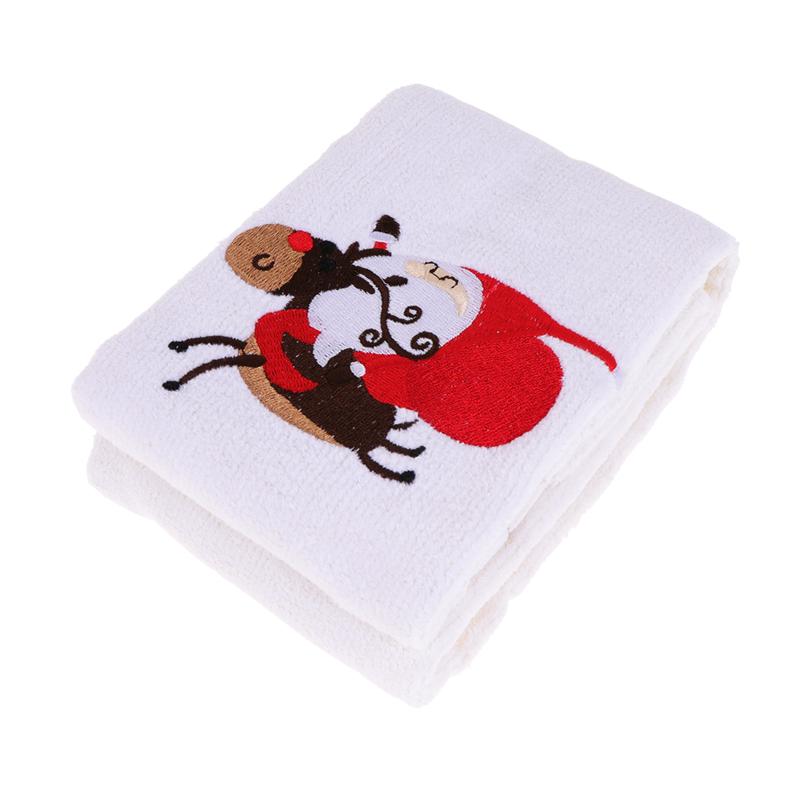 Serviette de nettoyage pour le visage, brodée de noël, bonhomme de neige, père noël, de nouvel an, ornements de salle de bain: Santa and Deer