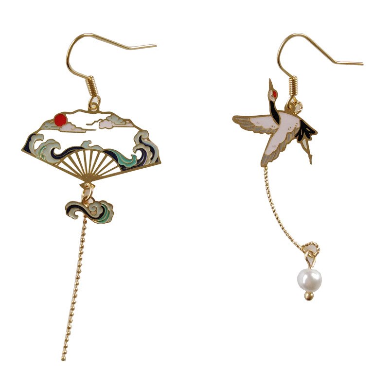 Pendientes con forma de abanico de palacio para mujer, aretes asimétricos con temperamento de estilo chino Retro, con personalidad