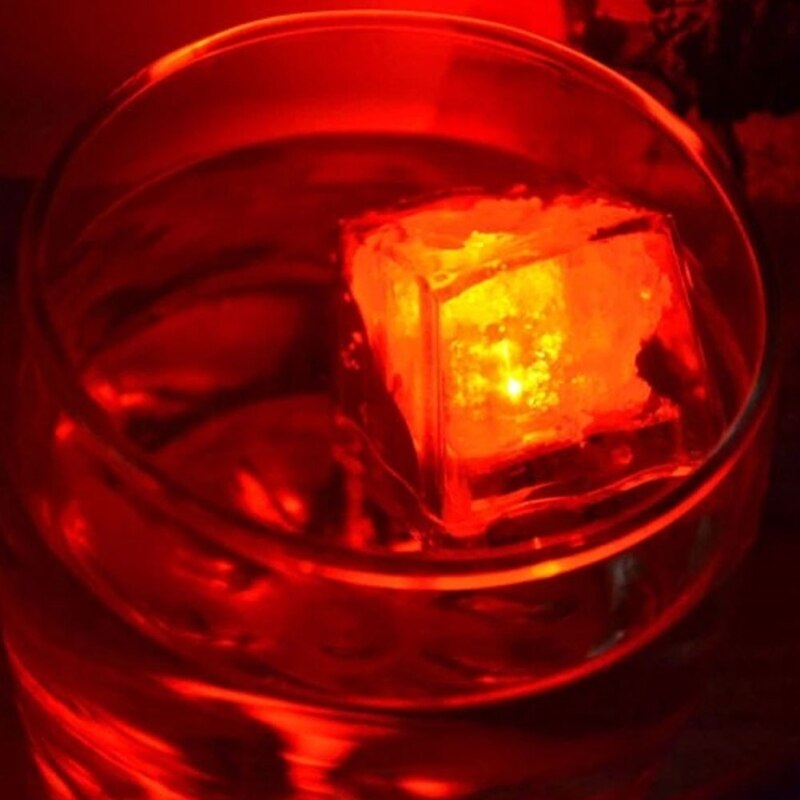 Klein ijsblokjes speelgoed met water led speelgoed voor feestdecoraties gratis en festival willekeurig  d4 uur 0