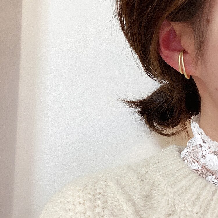 Huanzhi trendy enkel ingen piercing kurve dobbelt lag metal øreben clip cochlear clip øreringe til kvinder smykker