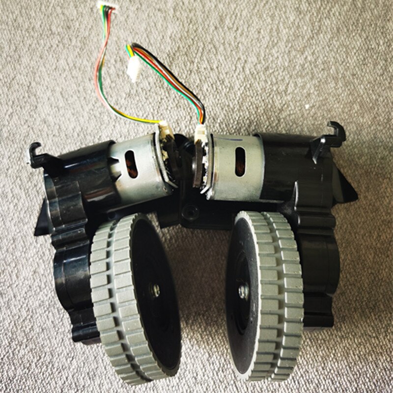 Left Right wheel for robot vacuum cleaner ilife a4 a4s a40 X451 robot Vacuum Cleaner Parts ilife a4 a4s wheels include motor