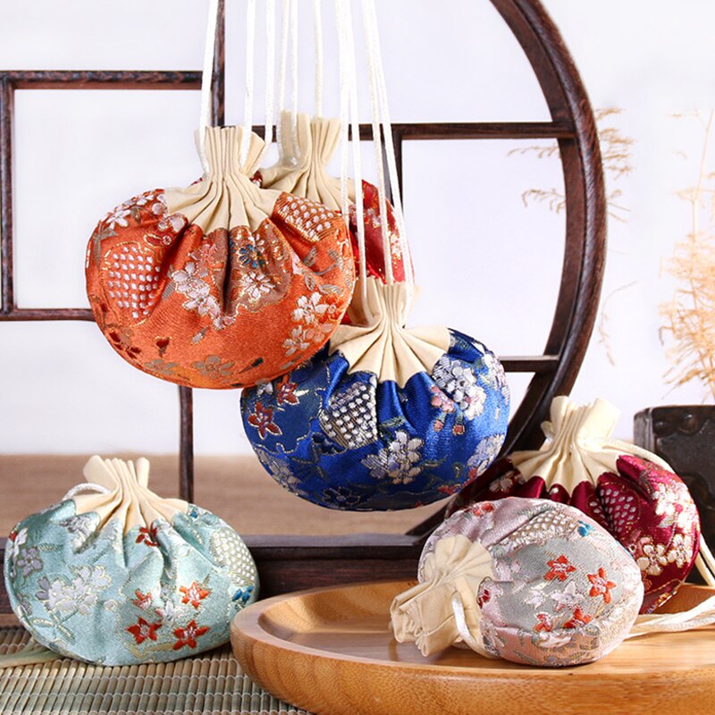Palace Sachet Brocade Beam Hanfu Accessories Retro Embroidery Storage Bag Flower Pattern Temperament Jewelry Bag