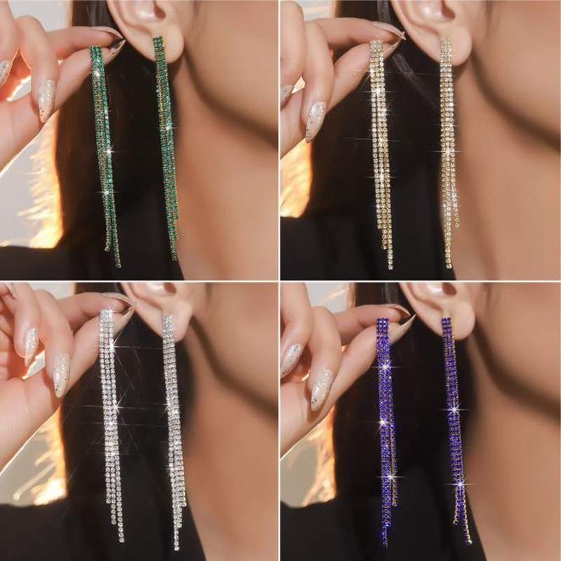 Lange oorbellen met kwastjes en strass-steentjes voor dames, in groen, blauw, goud en zilver, met kristallen hangertjes, perfect voor feestjes en bruiloften.