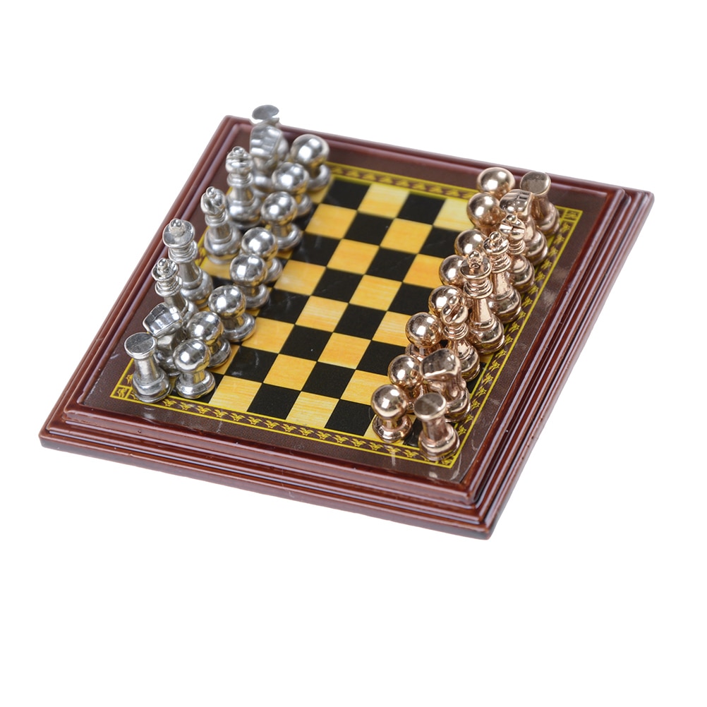 1 sæt klassisk zink legering skakbrikker træ skakbræt skakspil sæt med konge udendørs spil skak 6.8*5.7 cm