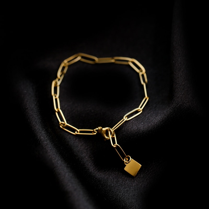 YUN RUO Gold Überzogene Quadratische Anhänger Kette Armbinde Beliebte Frau mädchen Edelstahl Schmuck Zubehör Nicht Verblassen