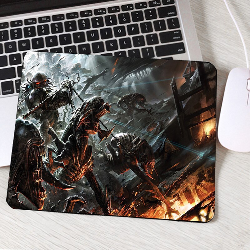 Small Mouse Pad Predator Warrior Pattern Alien Monster Printed MousePad Mats Laptop Computer Desk Mats For Player: 2 / 18x22cm