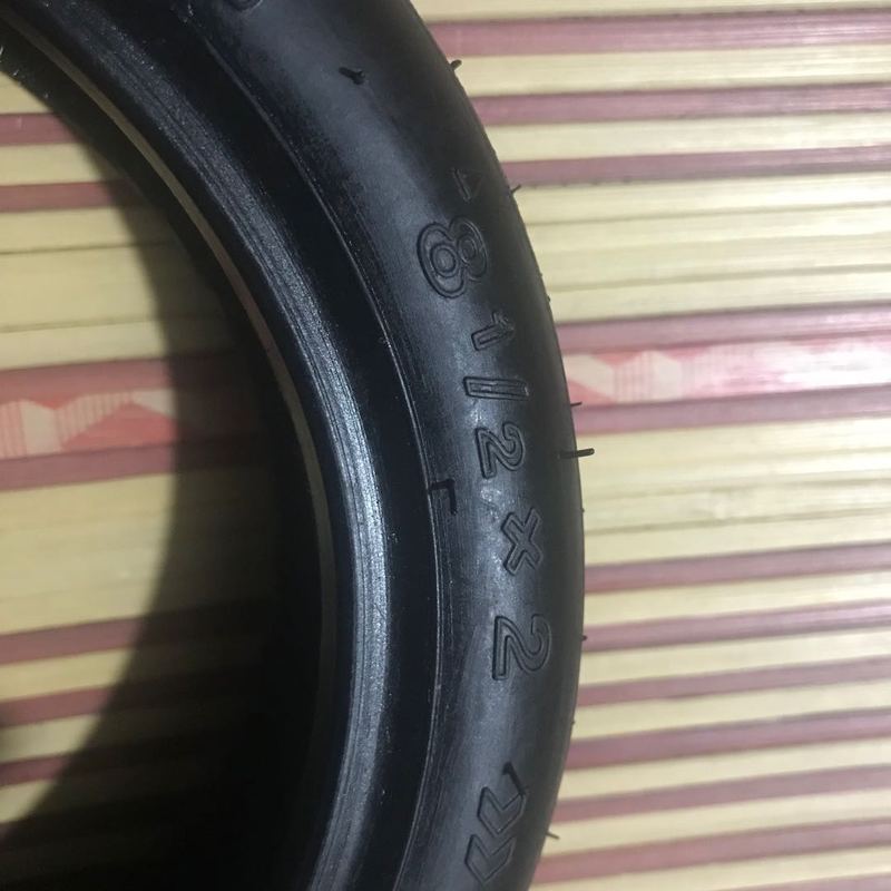 81/2x2 Vacuum Tire 8.5-Inch M365 / Pro Electric Scooter TUBELESS Explosion-Proof Tire No Liner Inflatable Tire