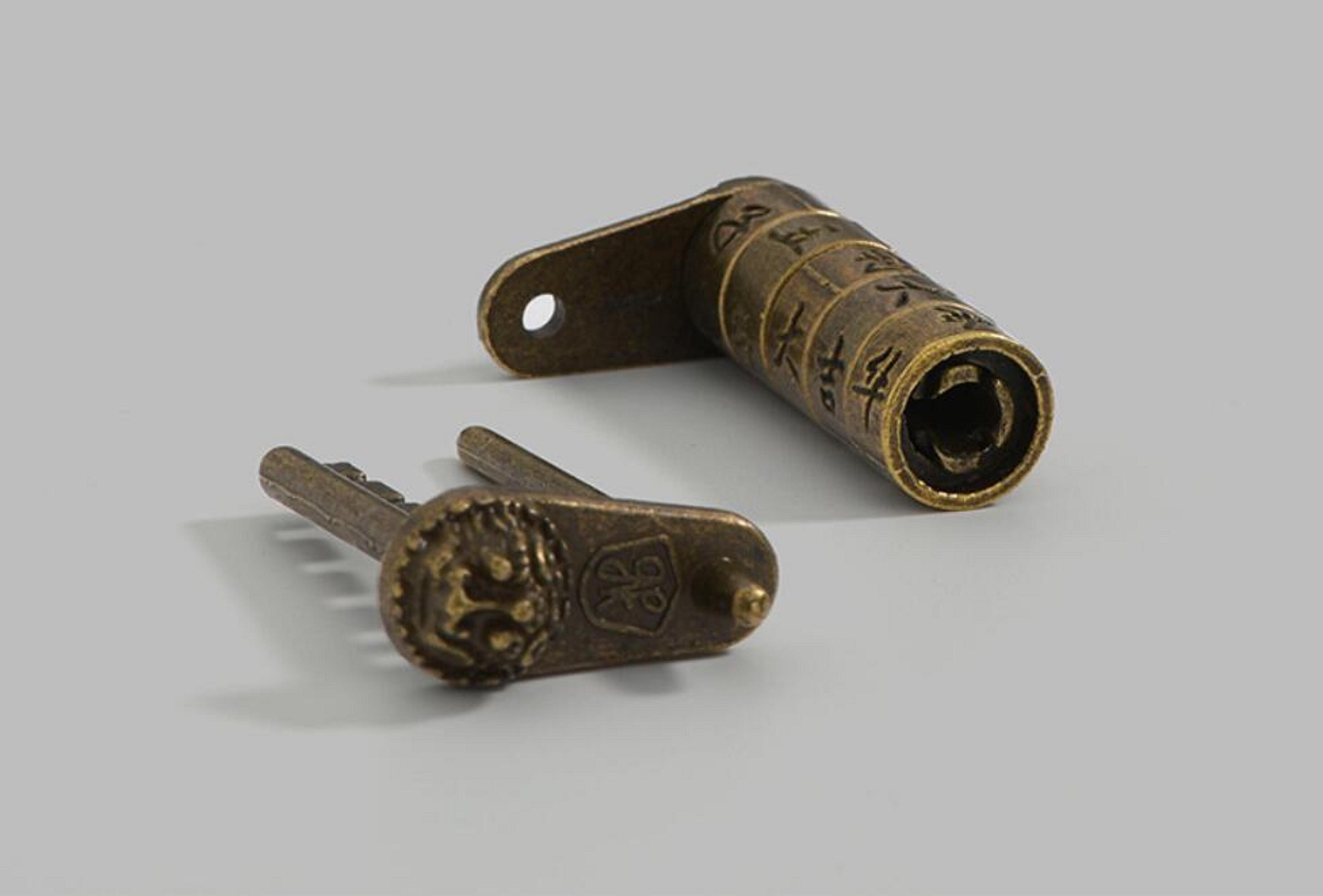 Vintage / Antique Da Vinci Code Lock Bronze/Brass Hand Carved Solid Figure English alphabet Leonardo da Vinci; DaVinci; Léonard