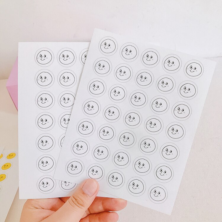 SIXONE Big Face Round Handbook Mood Sticker PVC Waterproof Sealing Paste Kawaii Notebook Computer Decorative stickers labels: 35 White smile