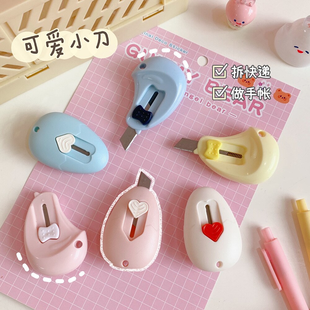 Leuke Mini Draagbare Kleine Mes Sloop Brief Opening Sticker Papier Mes Behang Mes Student Box Cutter Kawaii