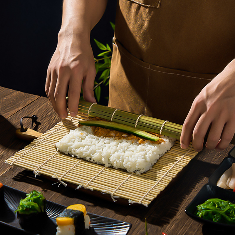 Bambu sushirulle miljövänlig fyrkantig matta gör-det-själv sushi rull köksverktyg handgjorda mat risbollform tillbehör