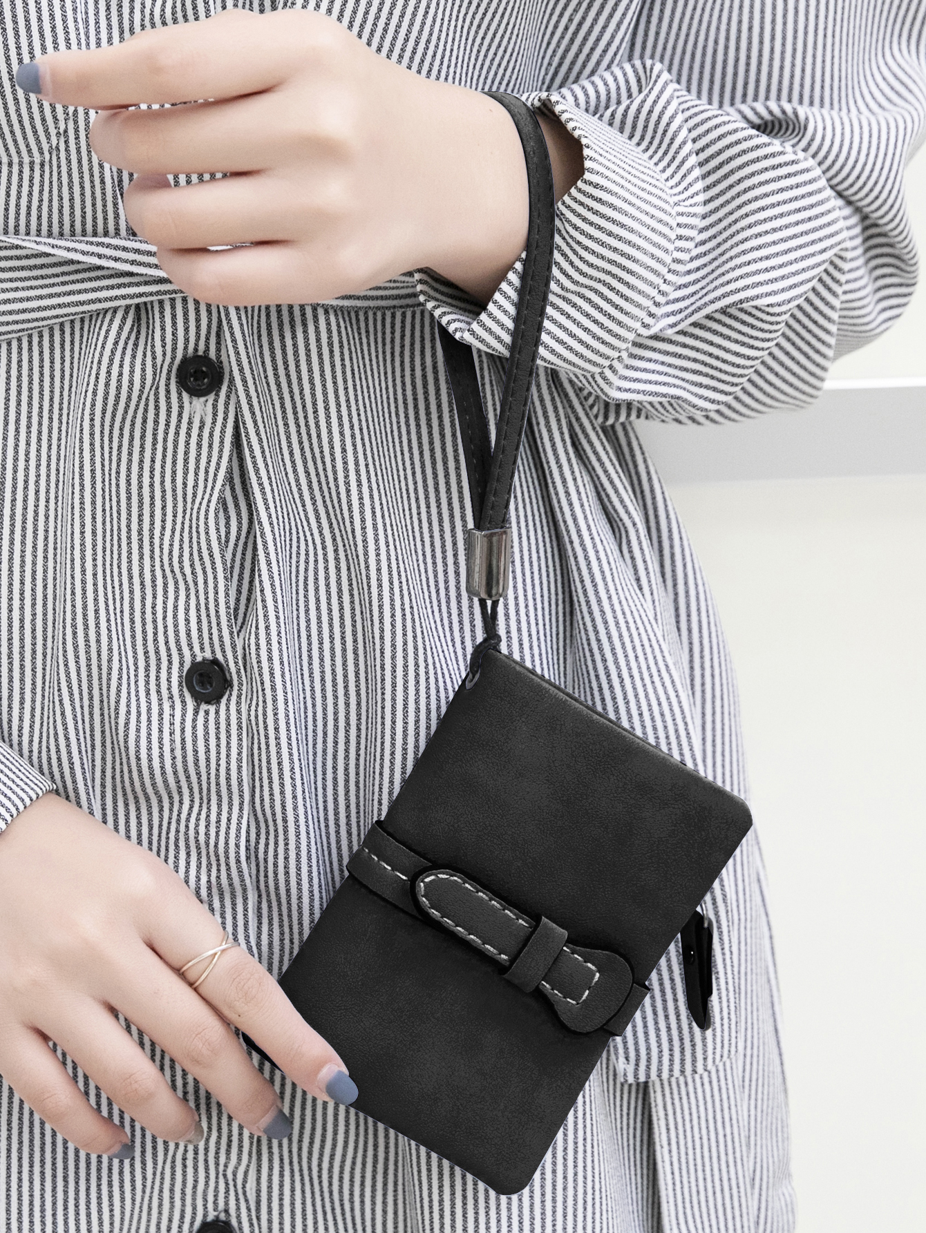 MIYIN Women's Short Wallet Minimalist Double Fold Multi Functional Zero Wallet with Cardholder Identity Window Coin Wallet