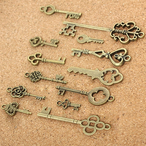 Bluelans Presell 13Pcs Antike Alten Look Bronze Schlüssel Vintage DIY Anhänger Metall Charms Dekorationen