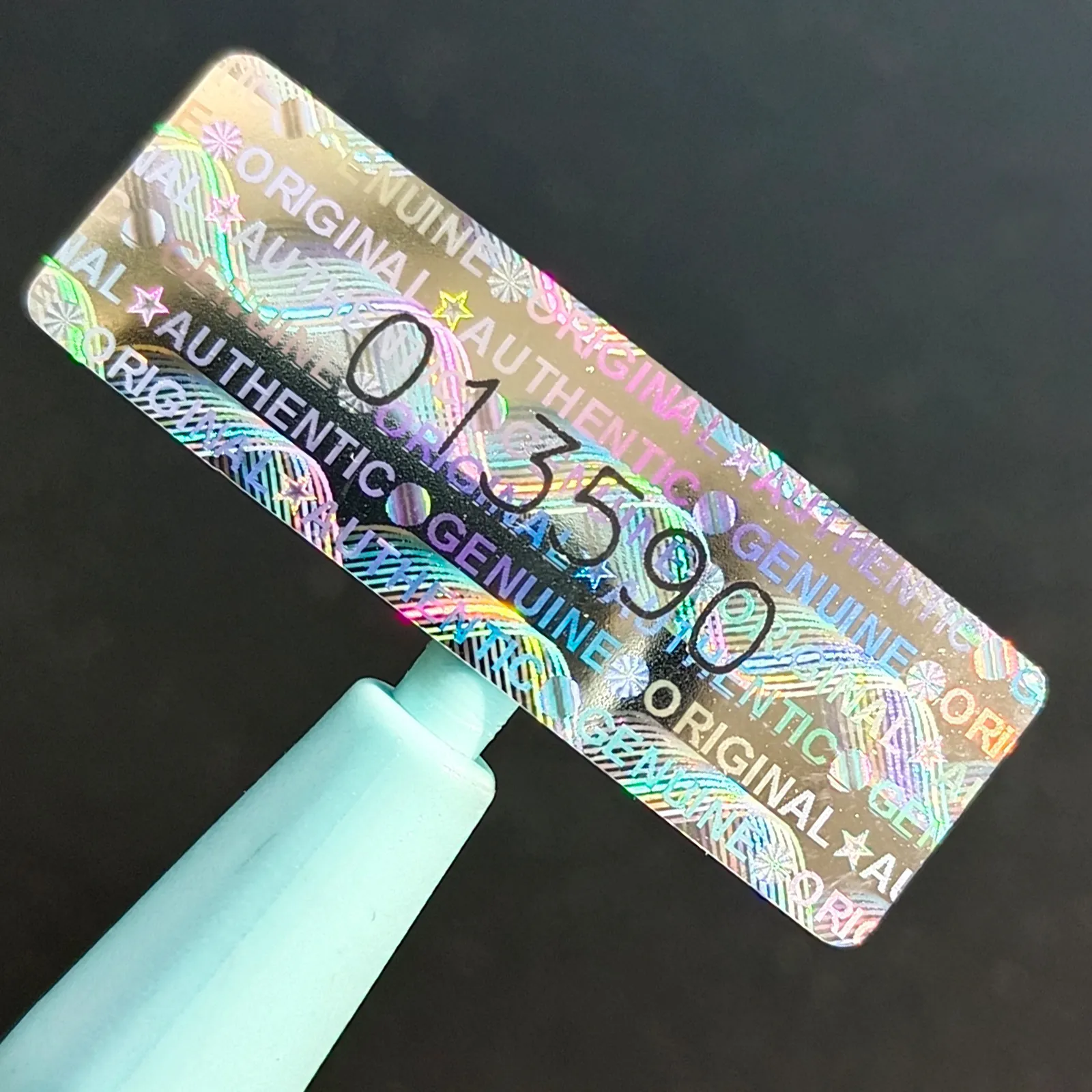 Holograficzna naklejka zabezpieczająca, etykiety zrujnowania gwarancji z unikalnym numerem seryjnym, bezpieczna srebrna zabezpieczenie przed manipulacją, 1x3 cm