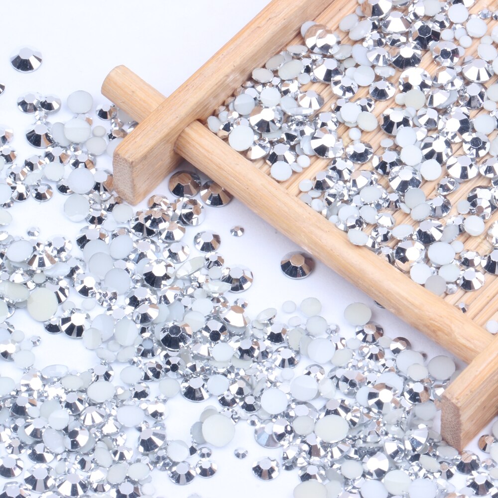 Hars strass steentjes zilver coating 2-6mm ronde platte achterkant niet-fixerende diamanten applicaties voor ambachtelijke stoffen trouwjurken