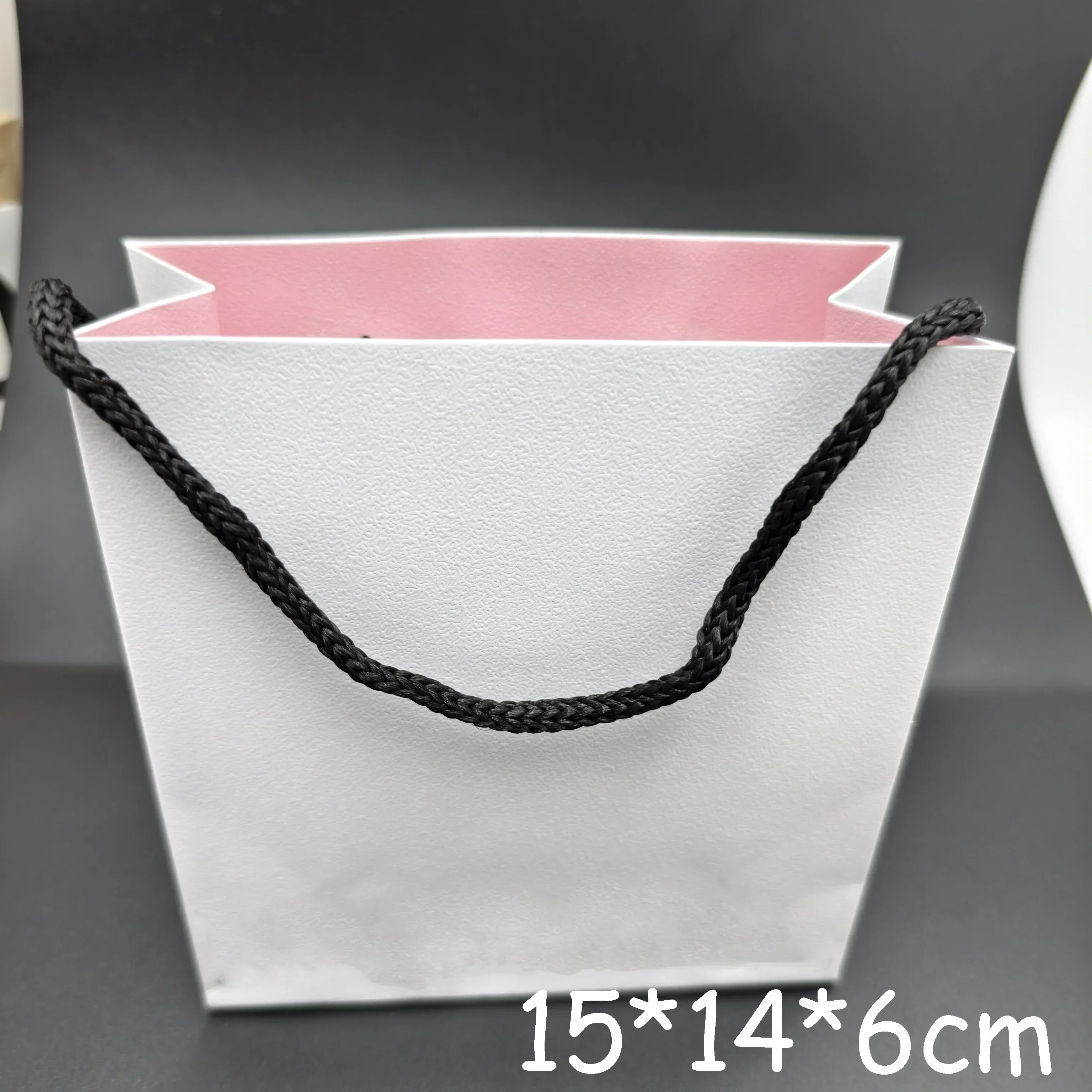 Accessoire chat Nouvelle boîte à bijoux rose, extractible, extérieur blanc, intérieur rose, bague, collier, bracelet, boucles d'oreilles, boîte d'emballage: Black