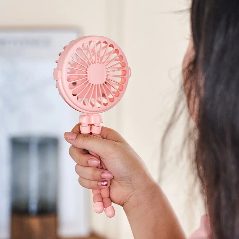 Mini ventilador de mão multifuncional com luzes LED, carregamento USB, carrinho multifuncional, portátil, suporte de polvo, estilo variável, 1 pc