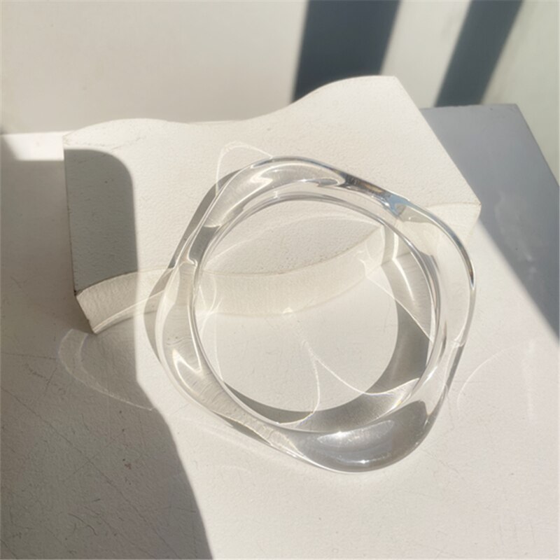 HUANZHI 2021 nuovo braccialetto irregolare rotondo geometrico Vintage in resina acrilica trasparente per regali di gioielli da viaggio per donna ragazza